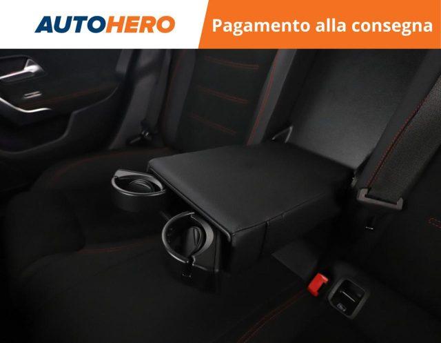 MERCEDES-BENZ CLA 180 Automatic AMG Line Premium