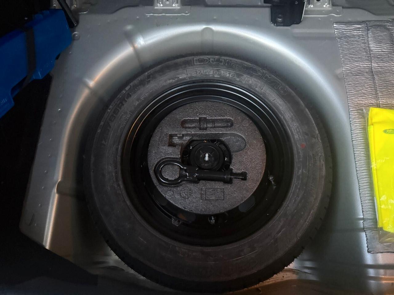 Ford Fiesta AUTOCARRO 4 posti