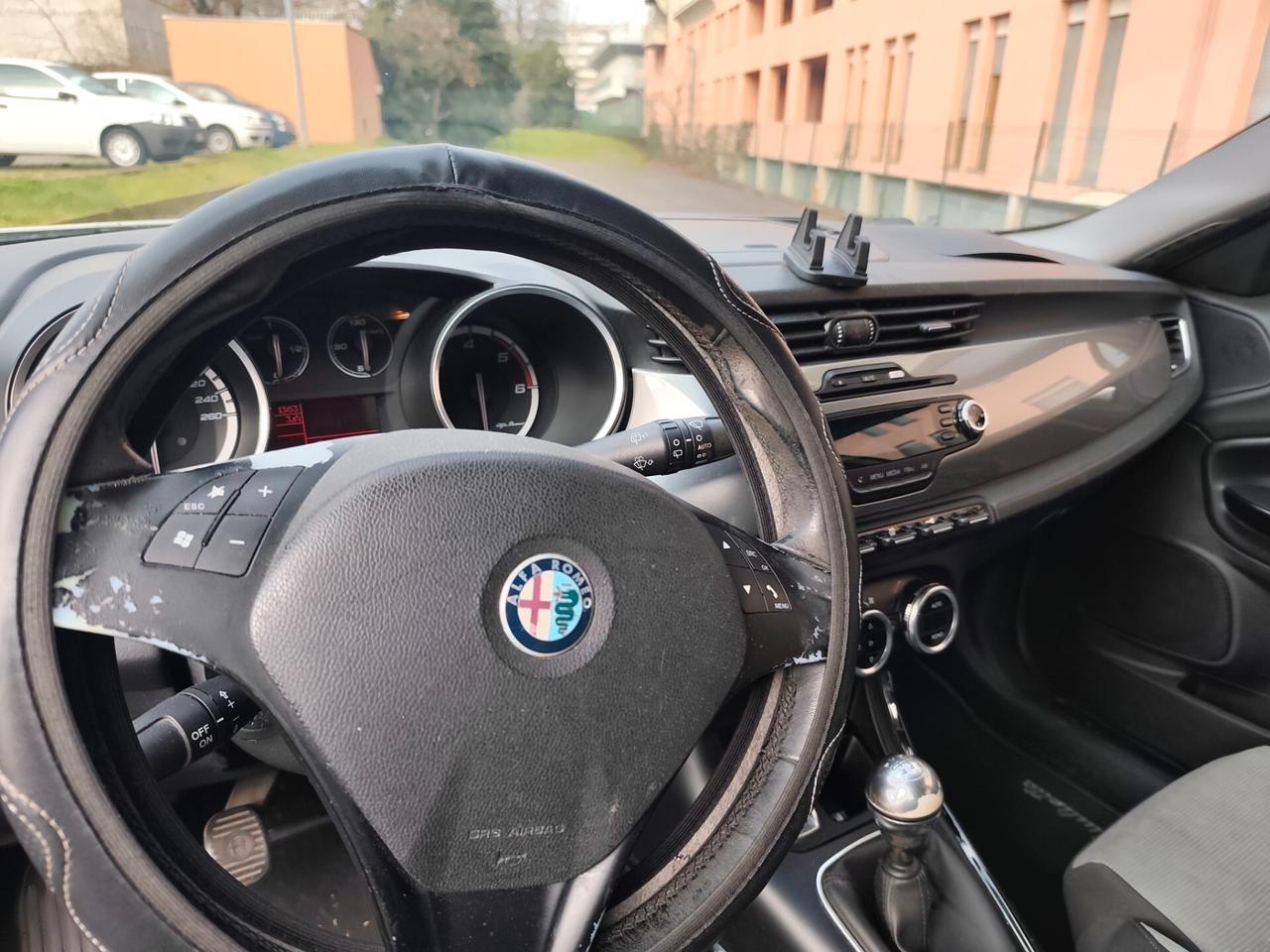 Alfa Romeo Giulietta 1.6 JTDm-2 105 Cv neopatentati