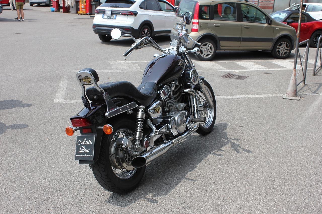 KAWASAKI VN1500 SELLA IN PELLE NERA - BELLISSIMA!!