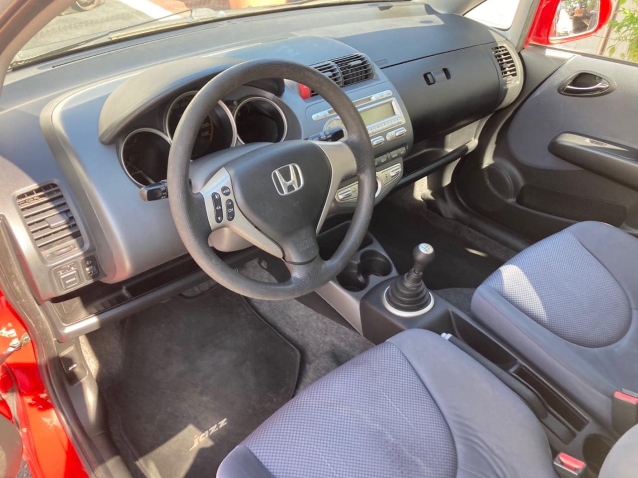HONDA JAZZ BENZINA 5 PORTE (PROPRIETARIO UNICO)