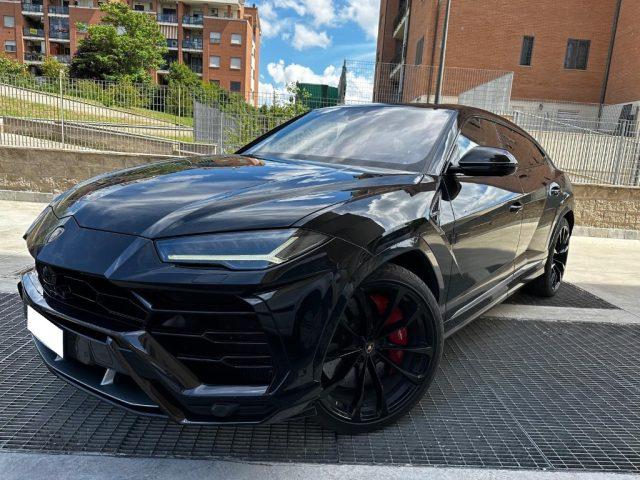 LAMBORGHINI Urus 4.0