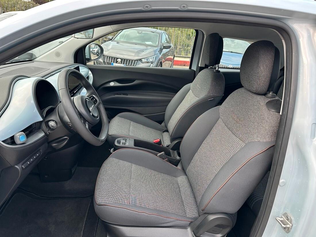Fiat 500 La Prima Berlina 42 kWh
