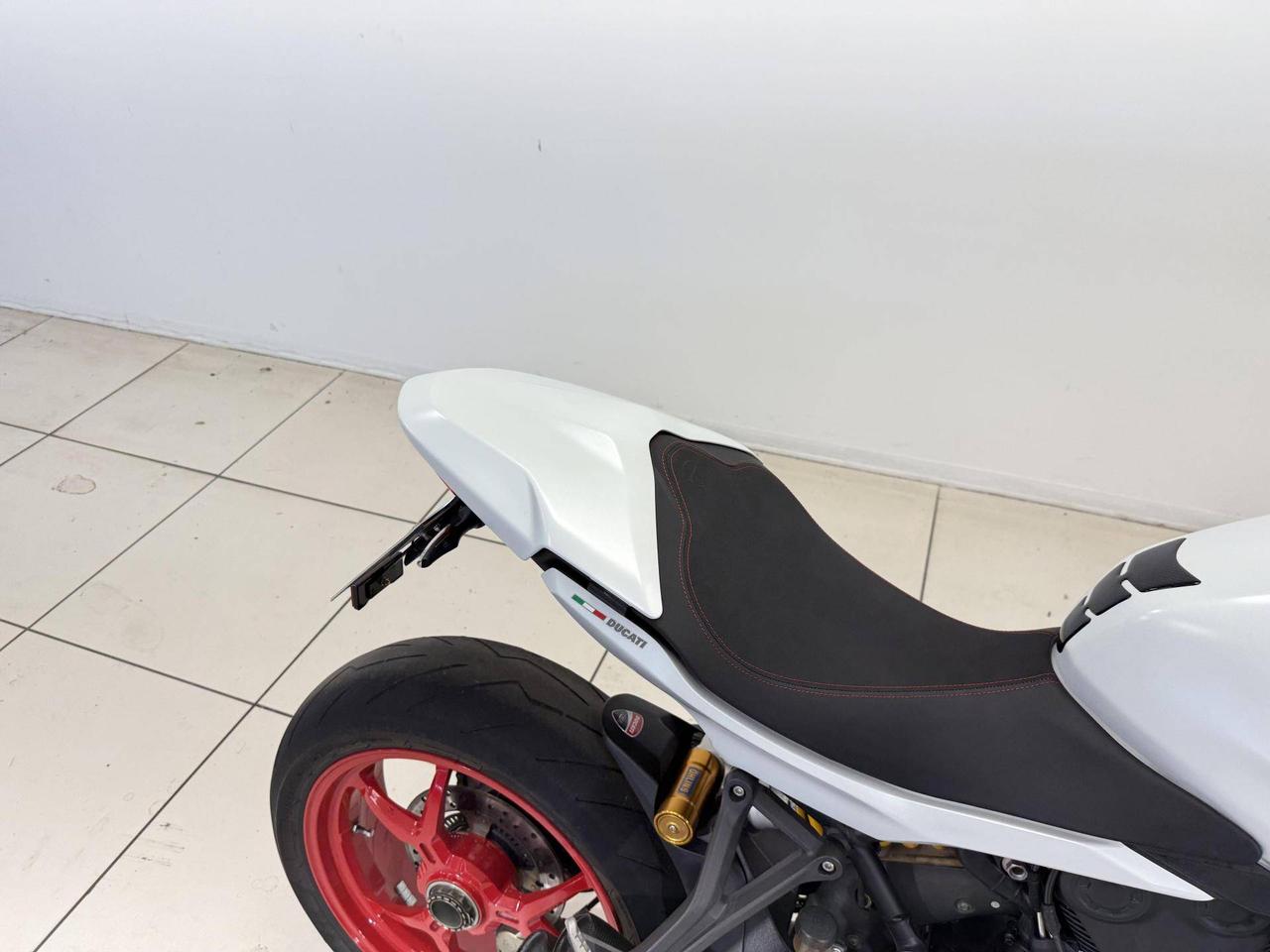 DUCATI 939 Super Sport S White