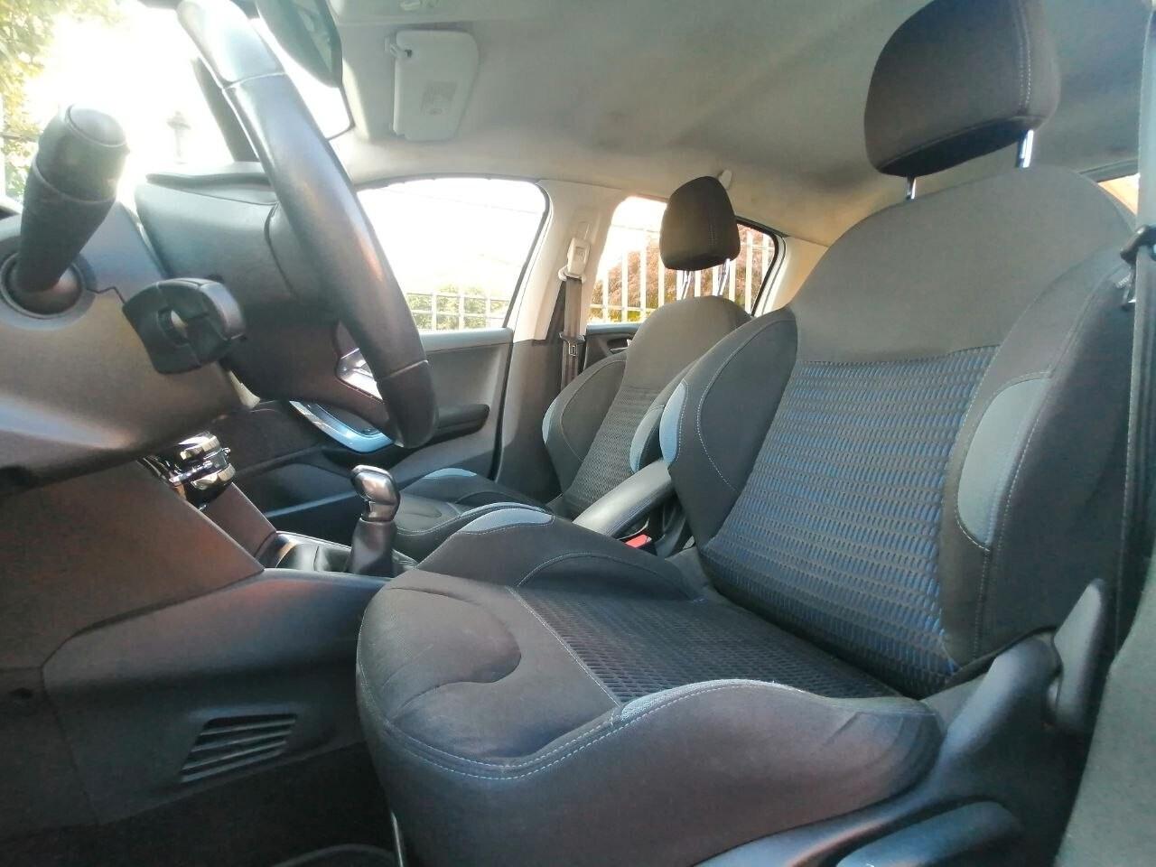 Peugeot 208 1.6 e-HDi 92 CV 5 porte Allure