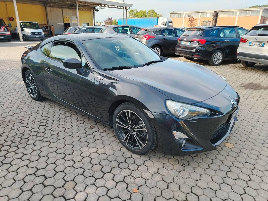 Toyota GT86 MOTORE NUOVO FATT. TOYOTA