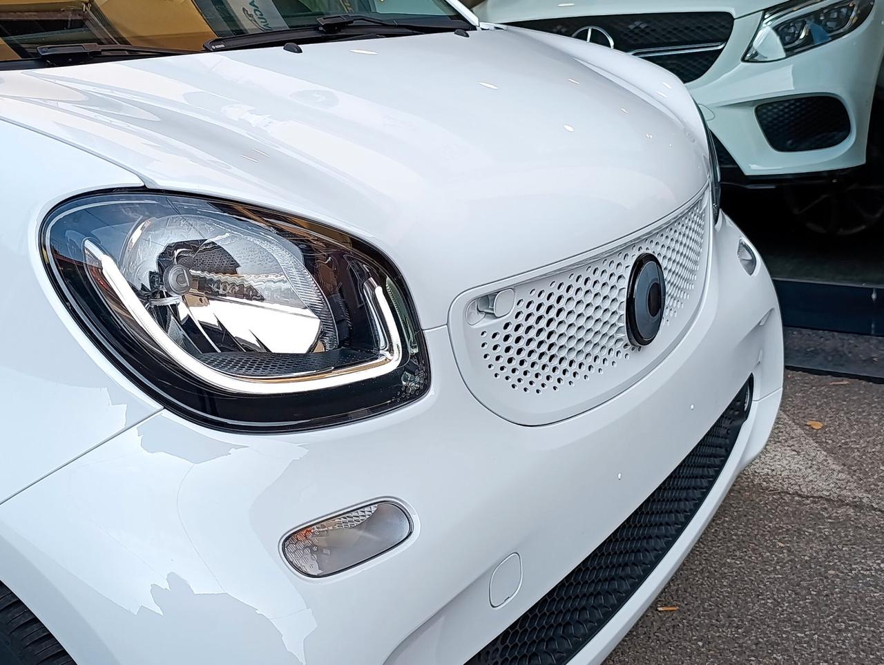 Smart ForTwo 70 1.0 twinamic cabrio Capote Rossa
