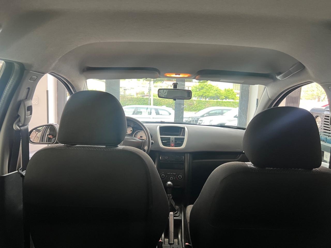 Peugeot 207 1.4 8V 75CV 5p.ECO GPL 120000KM