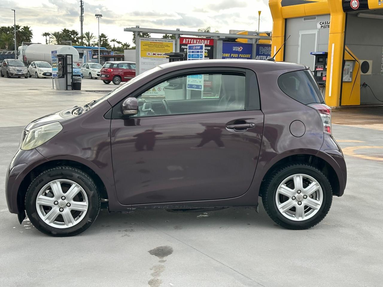 Toyota iQ 1.0