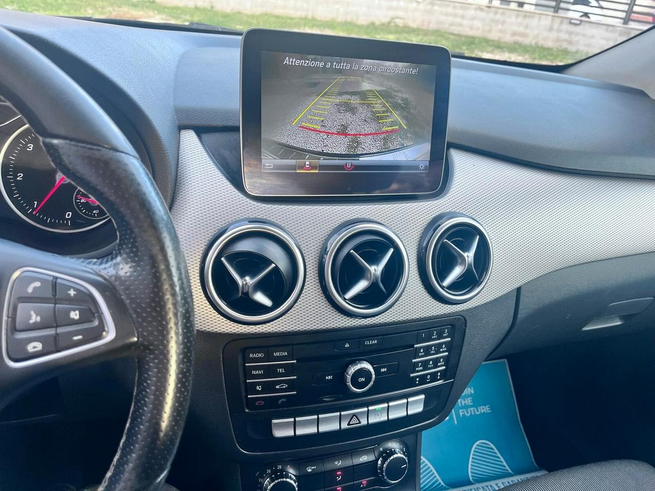 Mercedes-benz B 180 d Premium