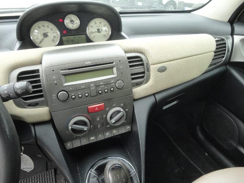 LANCIA Ypsilon 1.2 Oro