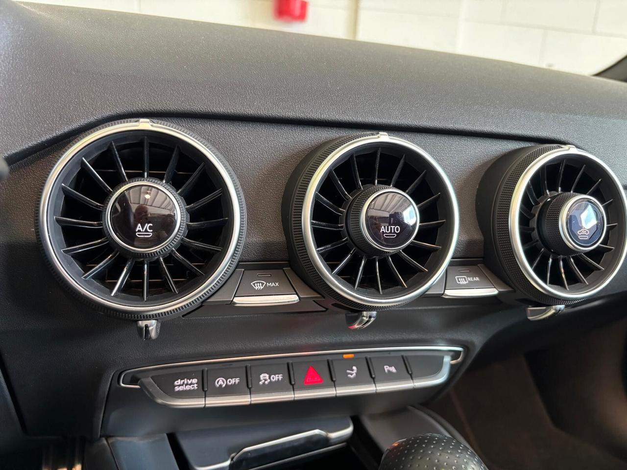 Audi TT Roadster 45 TFSI quattro S tronic