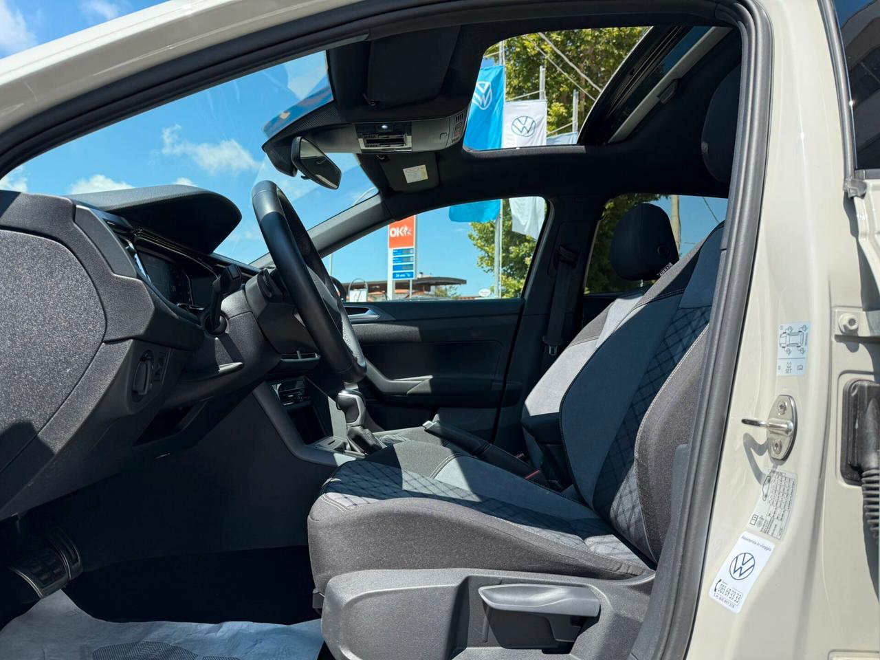 Volkswagen Taigo 1.0 TSI 110 CV DSG R-Line