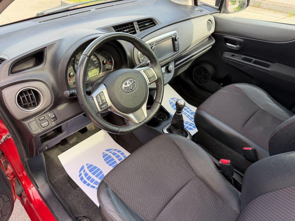 TOYOTA - Yaris - 1.3 5p. Lounge