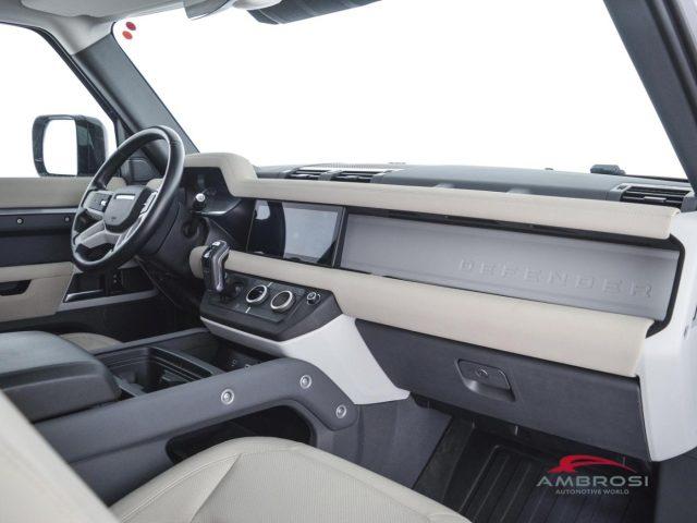 LAND ROVER Defender 90 3.0d i6 mhev X-Dynamic SE awd 250cv auto