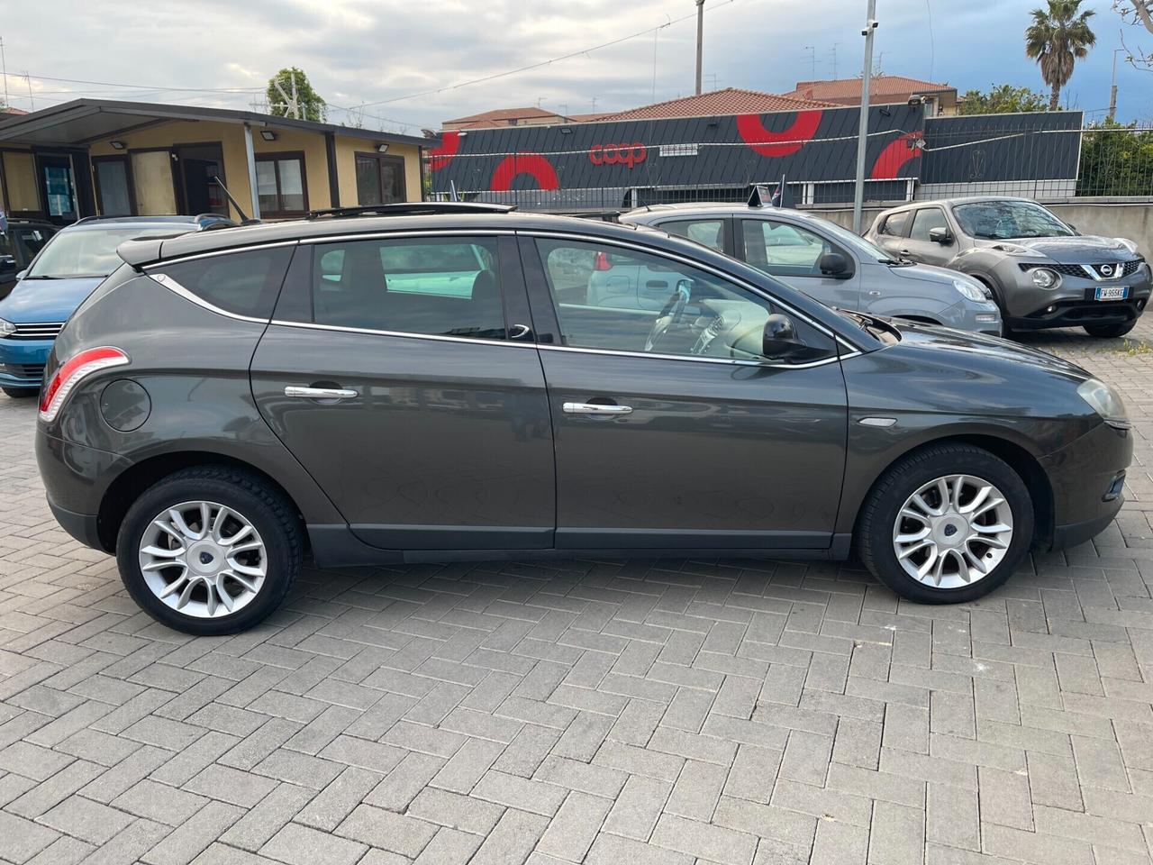 Lancia Delta 1.6 MJT DPF Platino