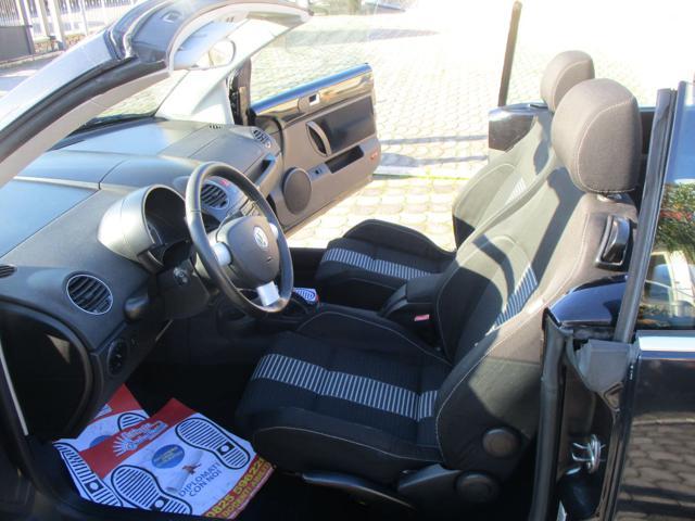 VOLKSWAGEN New Beetle 1.9 TDI 105CV Cabrio Lim. Red Edt.
