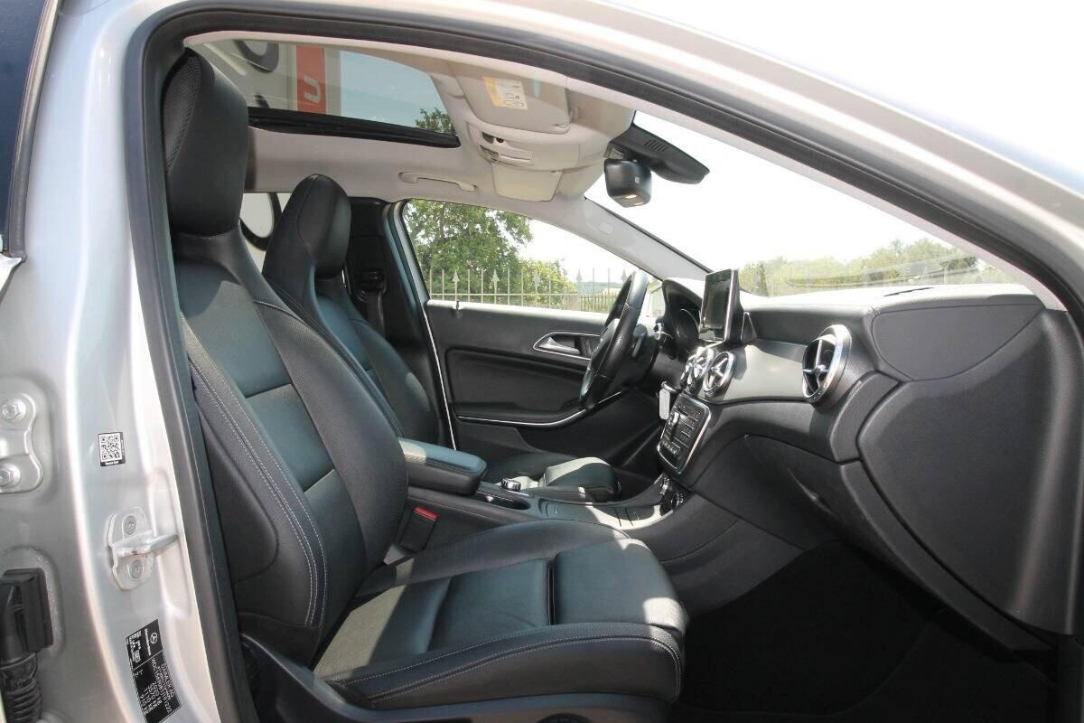 Mercedes GLA 200 d Automatic Sport | 2015