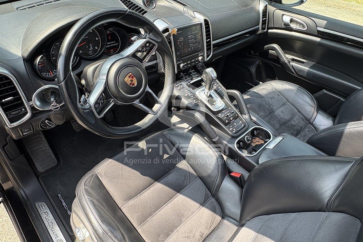 PORSCHE Cayenne 3.0 Diesel Platinum Edition