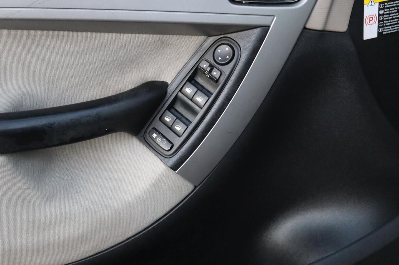 Citroen C4 Picasso 1.6 HDi 110 FAP CLASSIQUE 7 POSTI