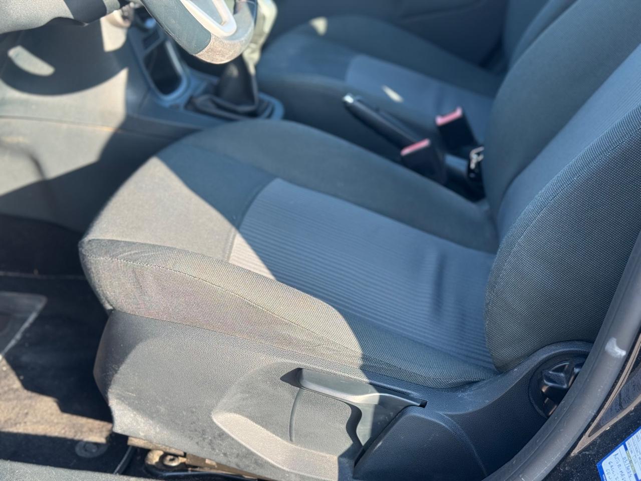 FORD FIESTA 1.2 BENZINA NEO PATENTATI KM REALI 12MESI DI GARANZIA