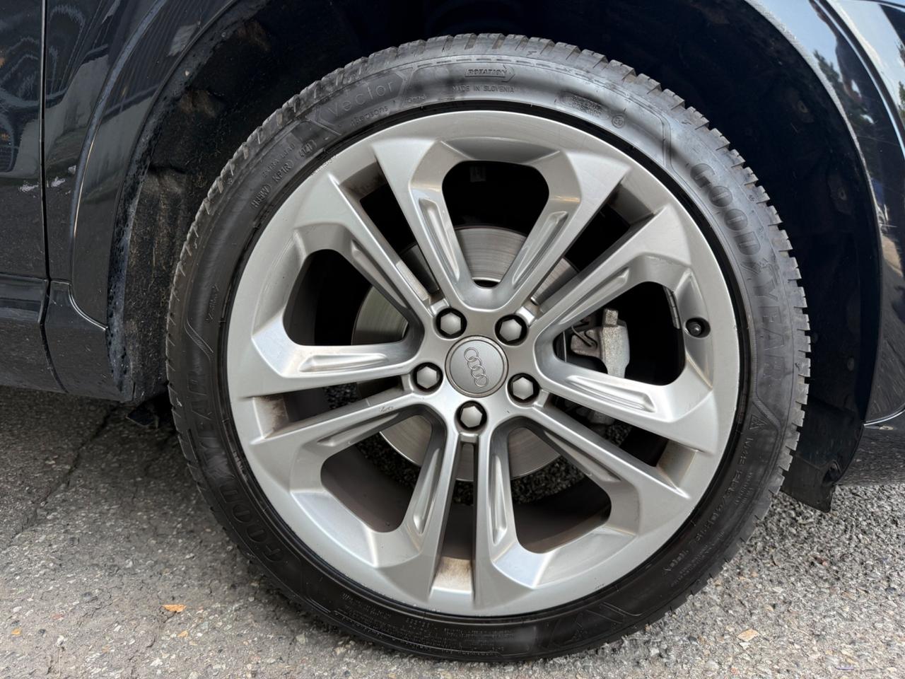 Audi Q3 2.0 TDI 150 CV quattro S tronic line
