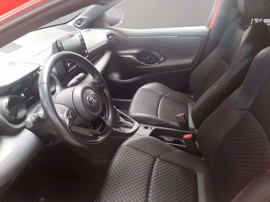 TOYOTA Yaris 1.5h premiere del 2021