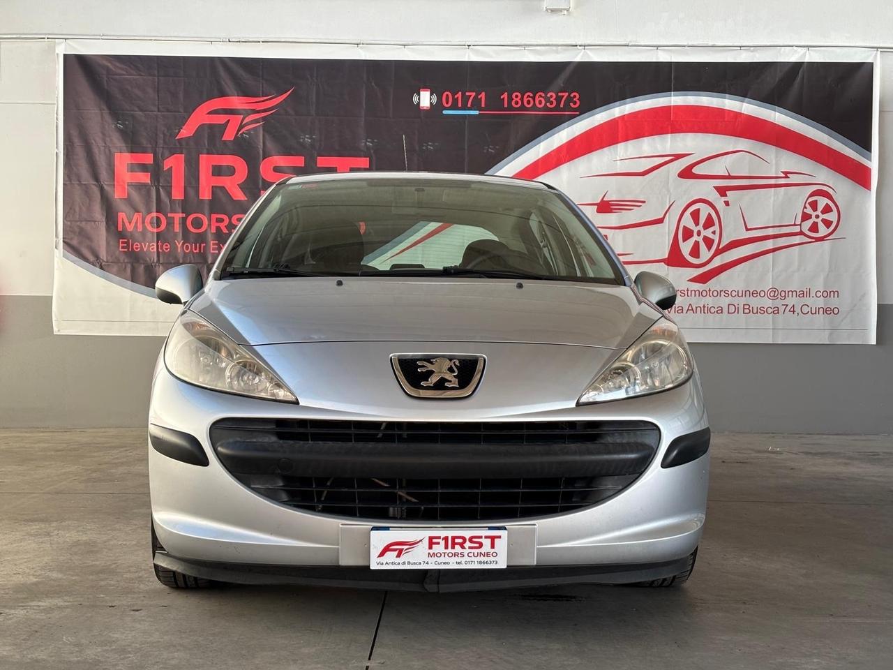 Peugeot 207 1.4 8V 75CV 5p. Energie