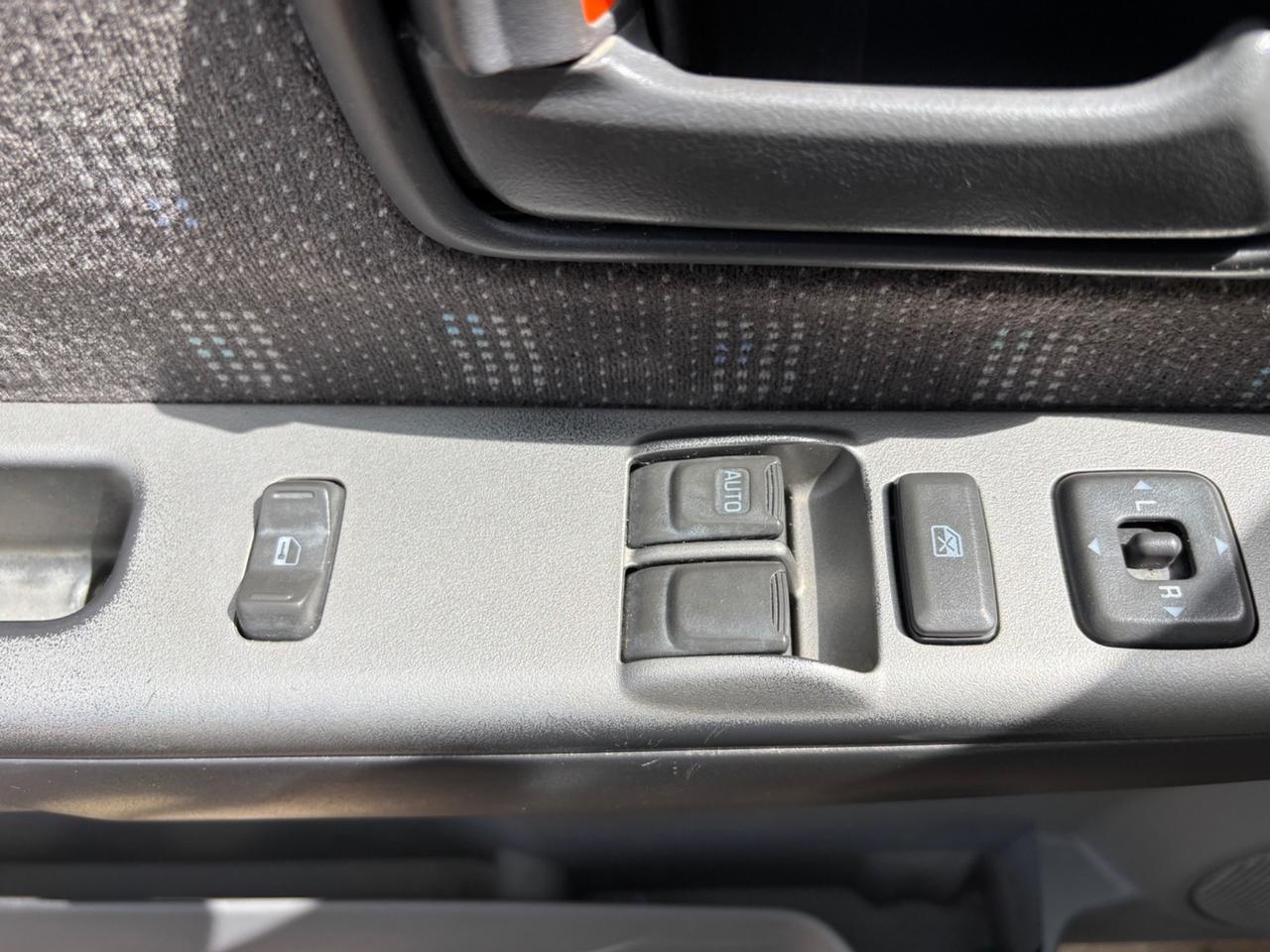 Isuzu D-Max 3.0 TD cat Space Cab 4WD Pick-up LS