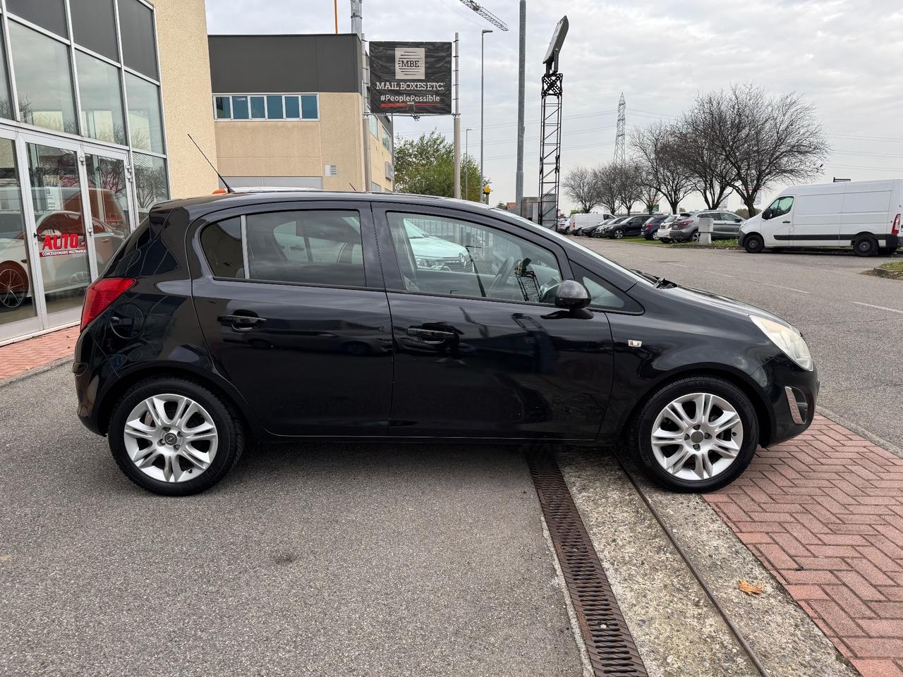 Opel Corsa 1.2 Benzina GPL scadenza 2035
