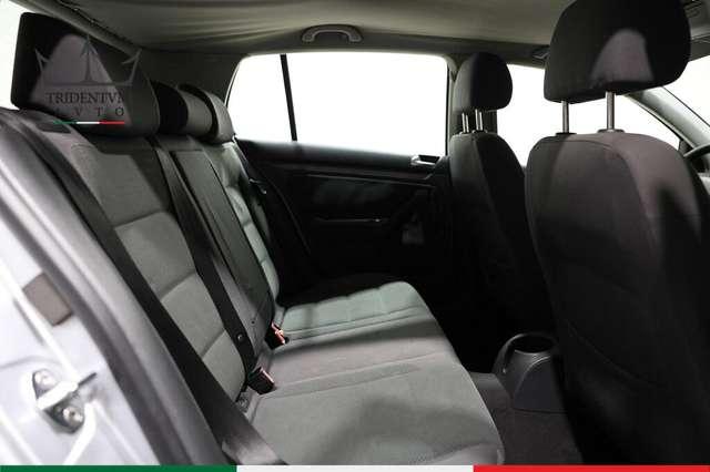 Volkswagen Golf 1.6 fsi Sportline 5p