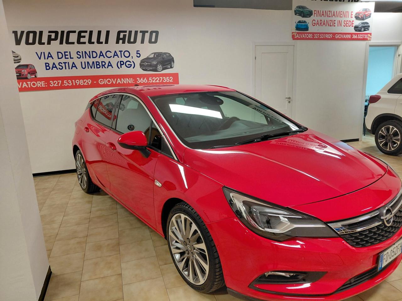 OPEL ASTRA ANNO 2016 DS 1.6 ADATTA NEOPATENTATI KM 155 mila