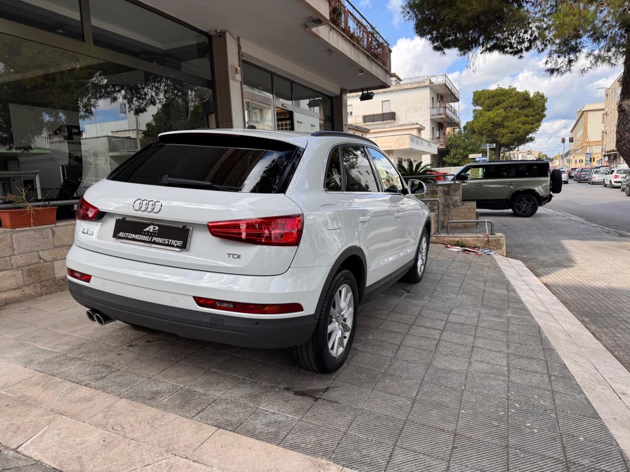 Audi Q3 2.0 TDI 150 CV Business