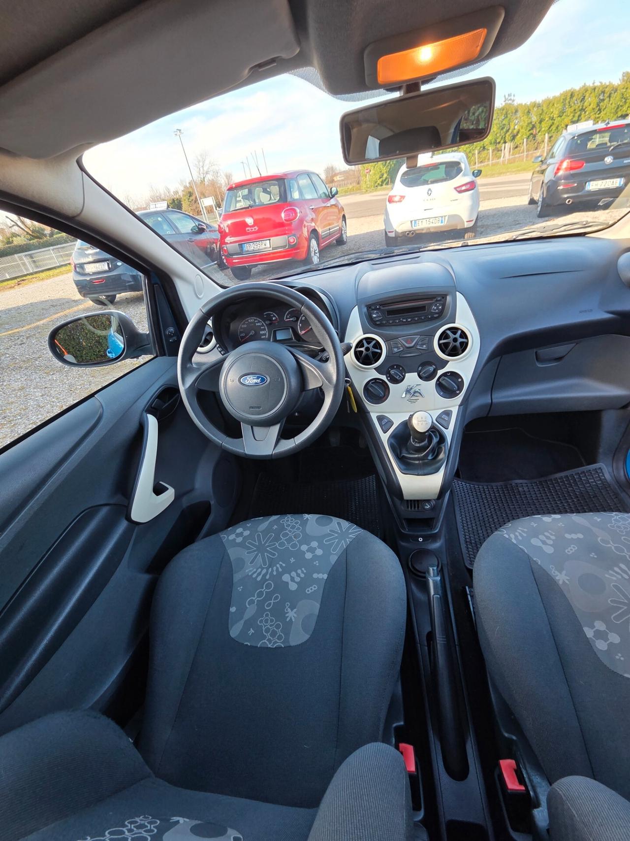 Ford Ka 1.2 8V 69CV Titanium