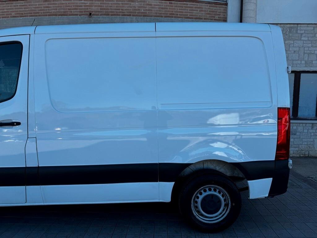 Mercedes-Benz Sprinter Cargo Van