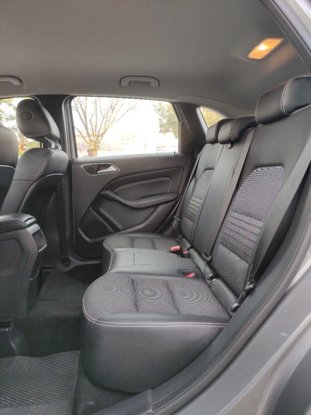 MERCEDES-BENZ B 200 d Automatic Premium Navi Retroc. Aziendale