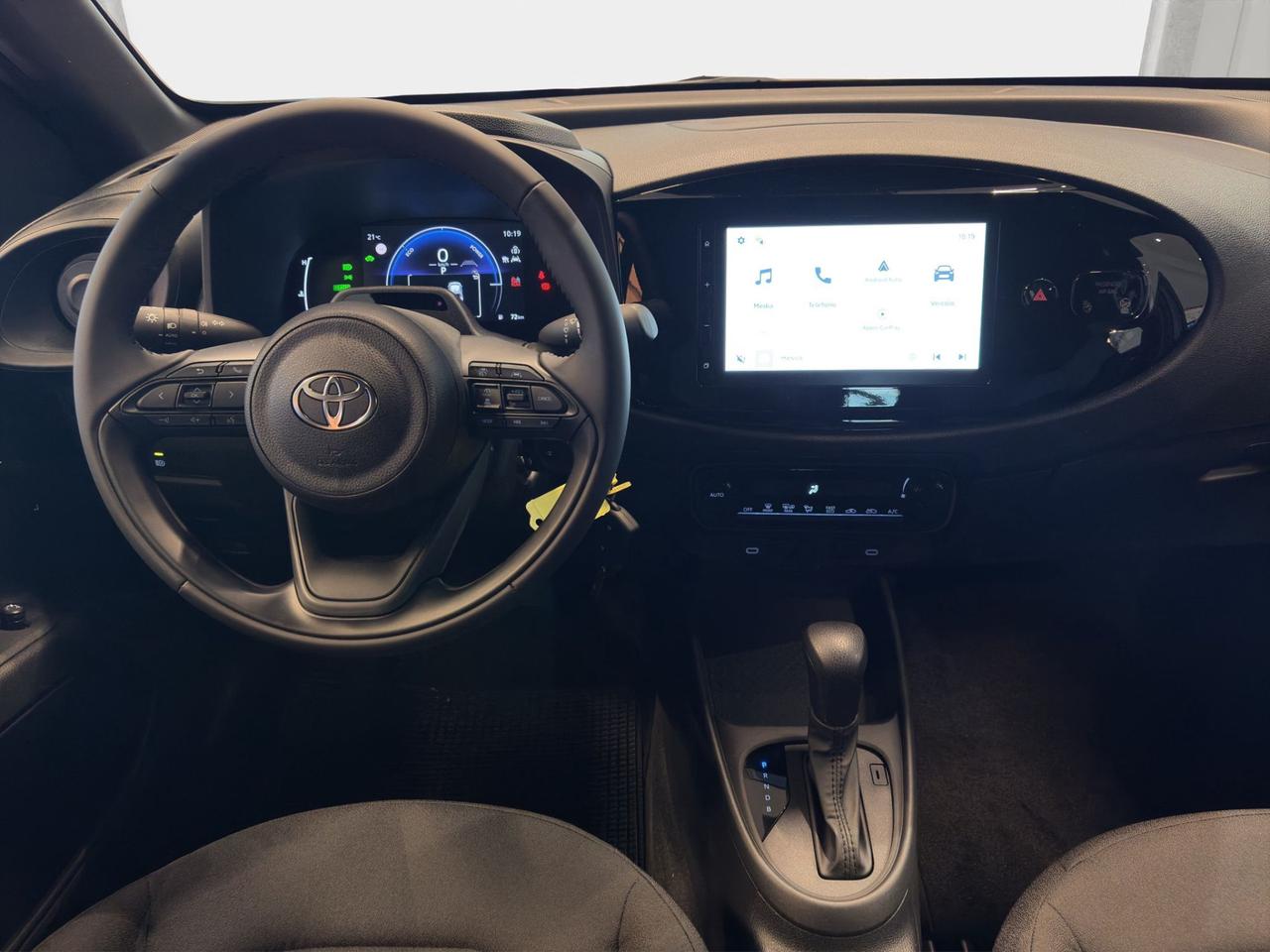 Toyota Aygo X 1.5 hybrid e-cvt