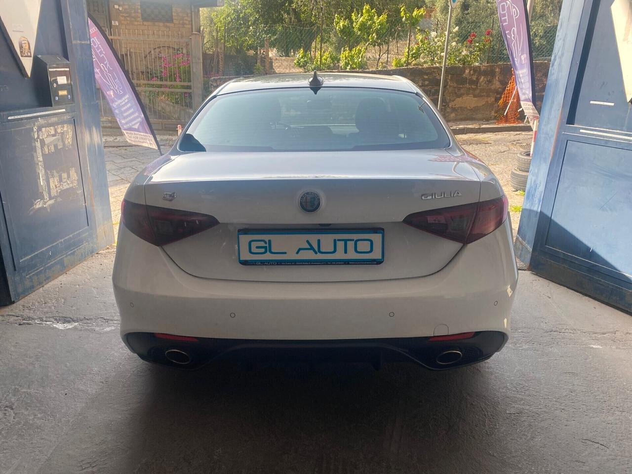 Alfa Romeo Giulia 2.2 Turbodiesel 210 CV AT8 AWD Q4 Veloce