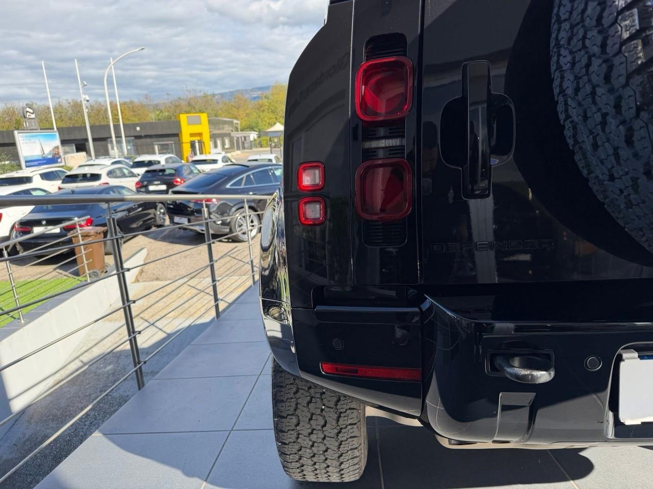 Land Rover Defender 90 3.0D I6 250 CV AWD Auto X-Dynamic HSE