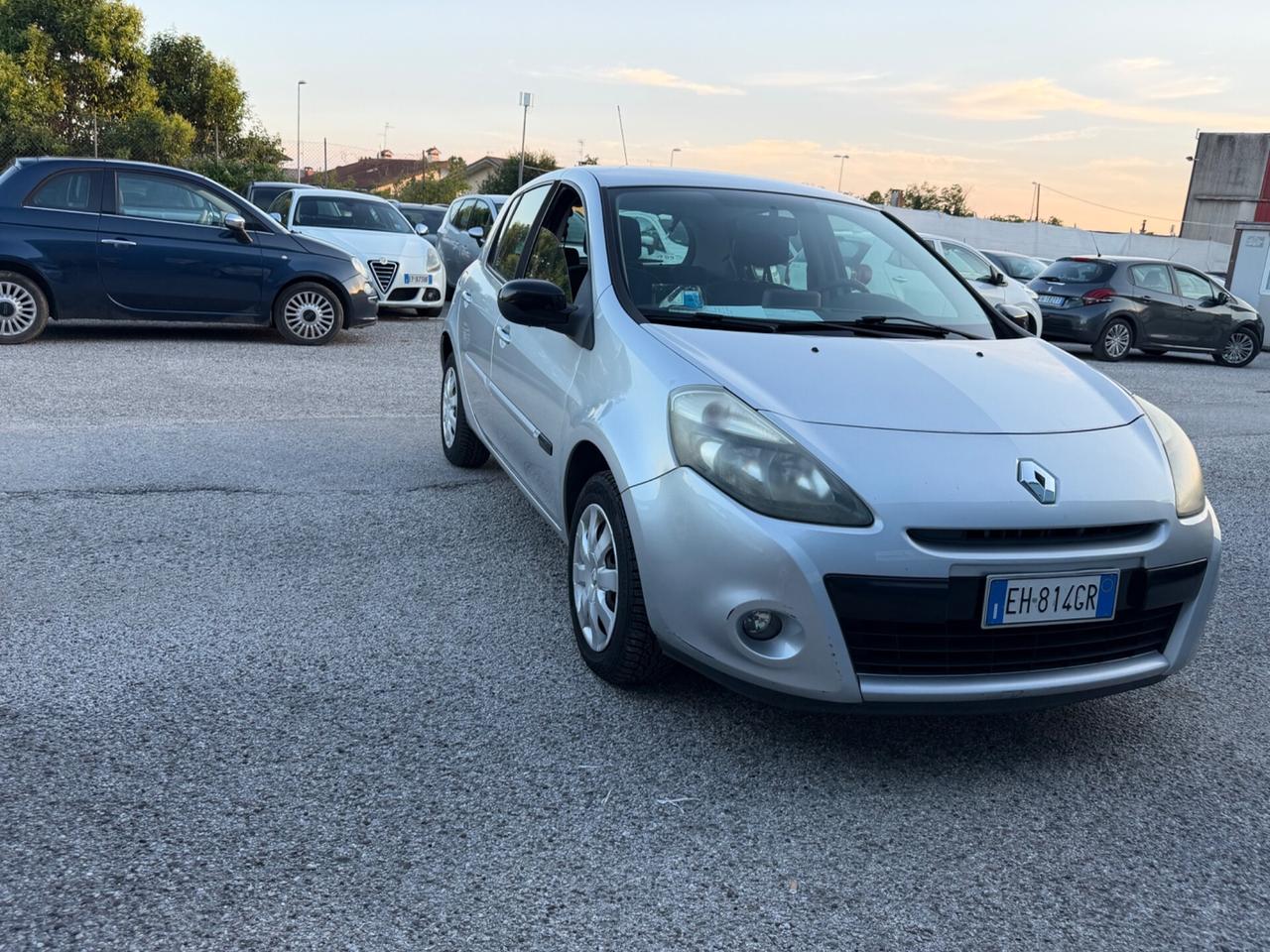 Renault Clio 1.2 16V 5 porte Dynamique
