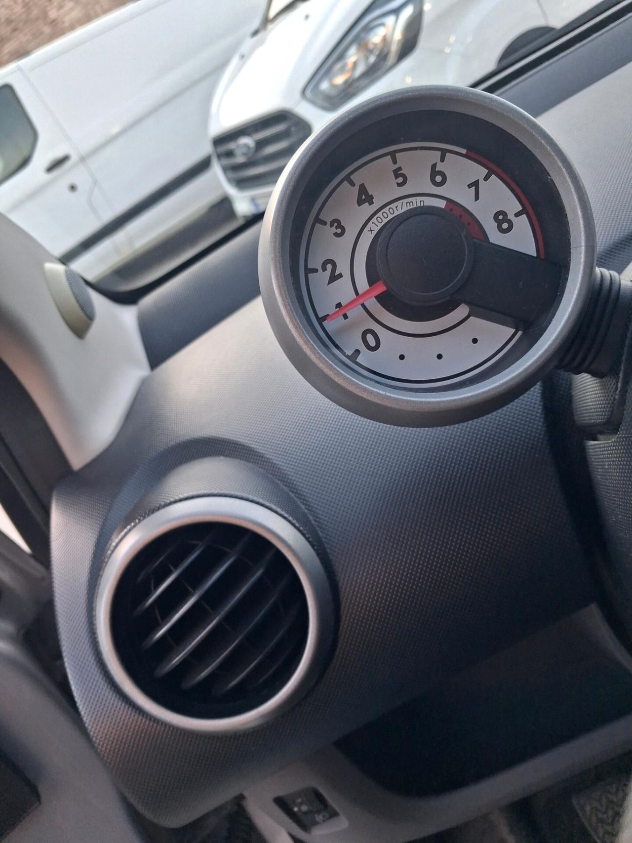 Toyota Aygo 1.0 12V VVT-i 5 porte