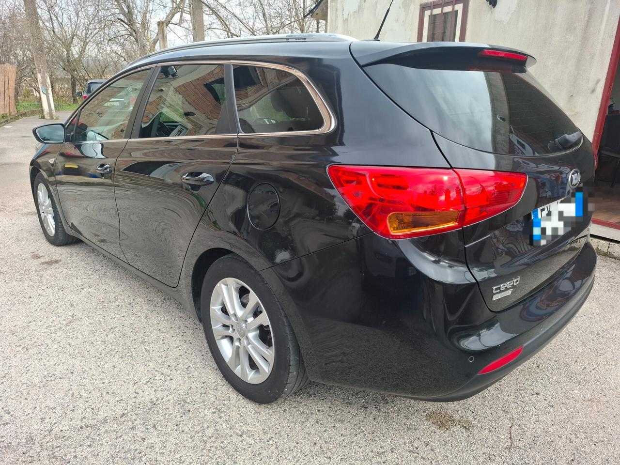 Kia Ceed cee'd 1.4 CRDi SW Active