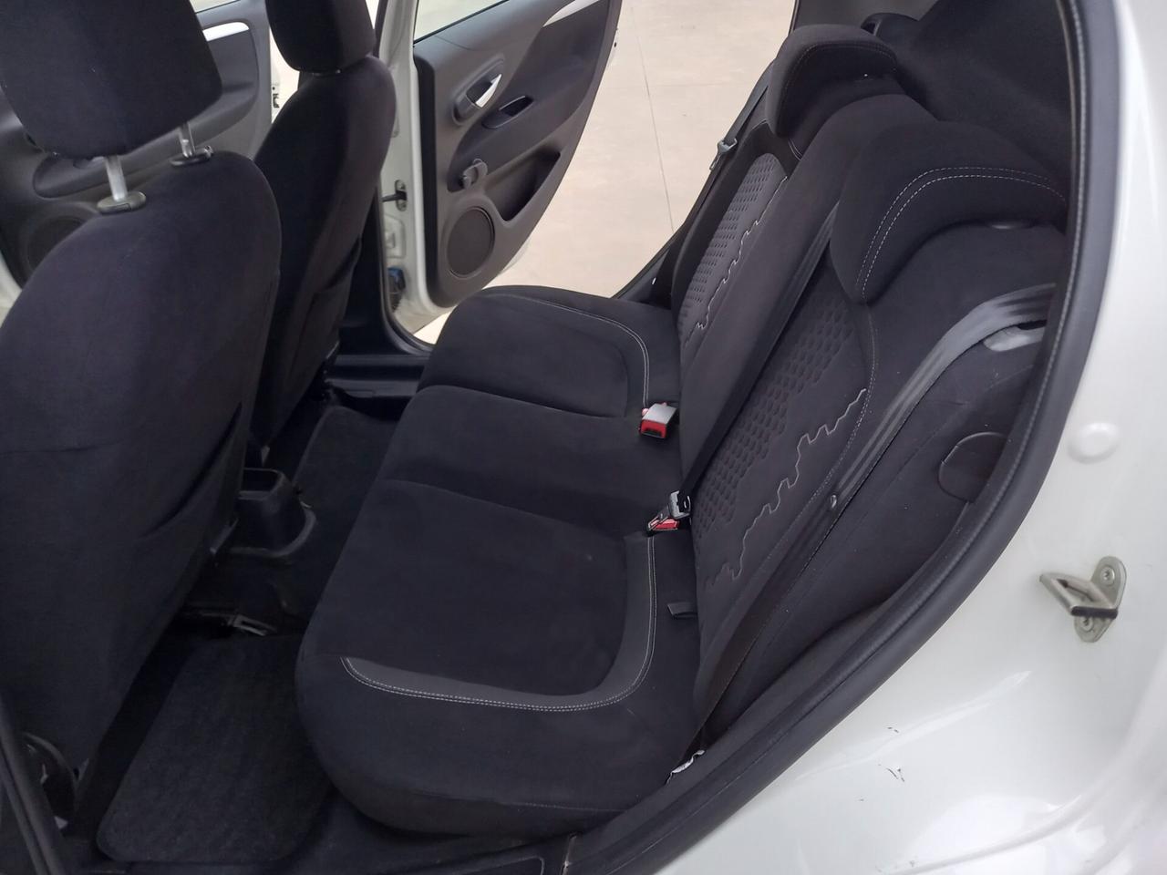 Fiat Punto 1.3 MJT II 75 CV 5 porte Lounge