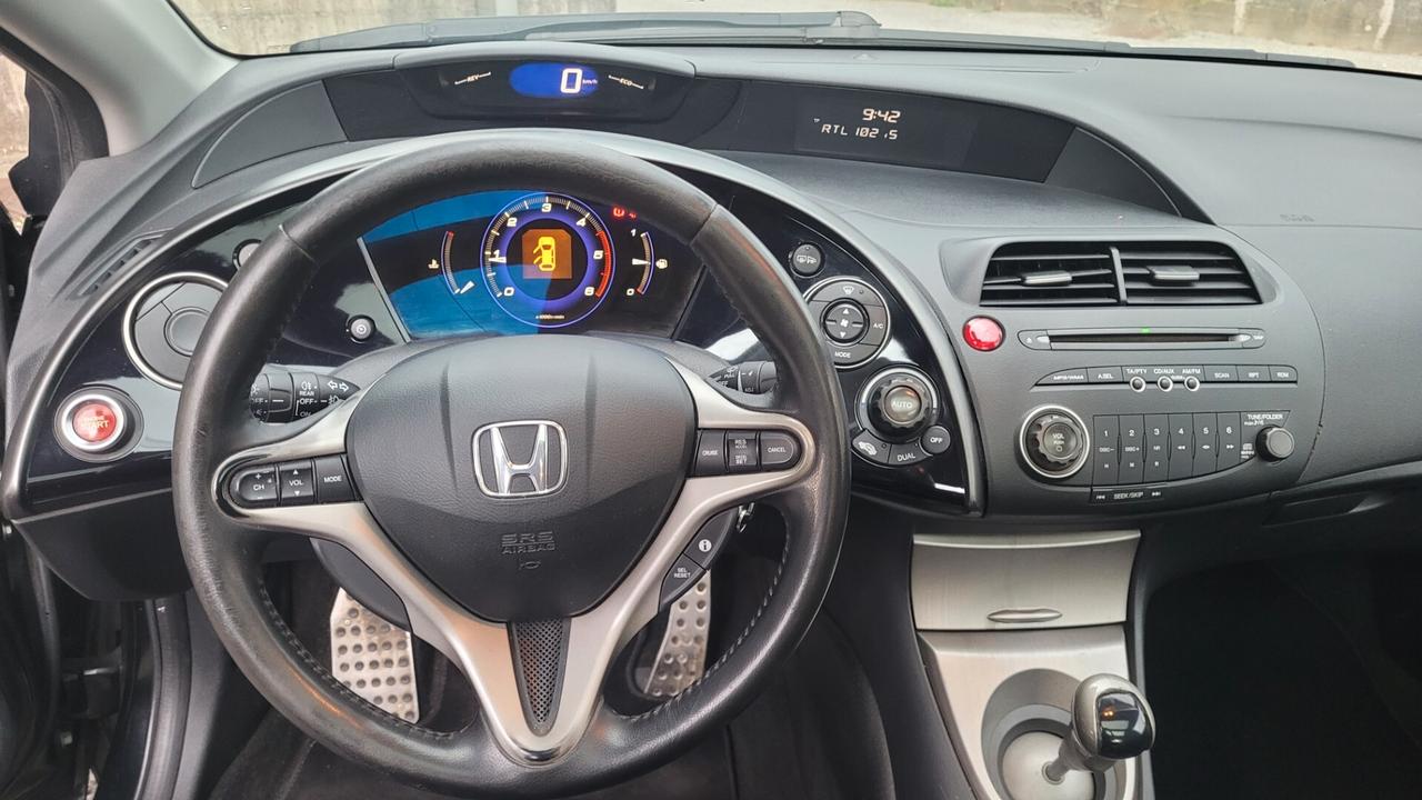 Honda Civic 2.2 i-CTDi 5p. Exclusive
