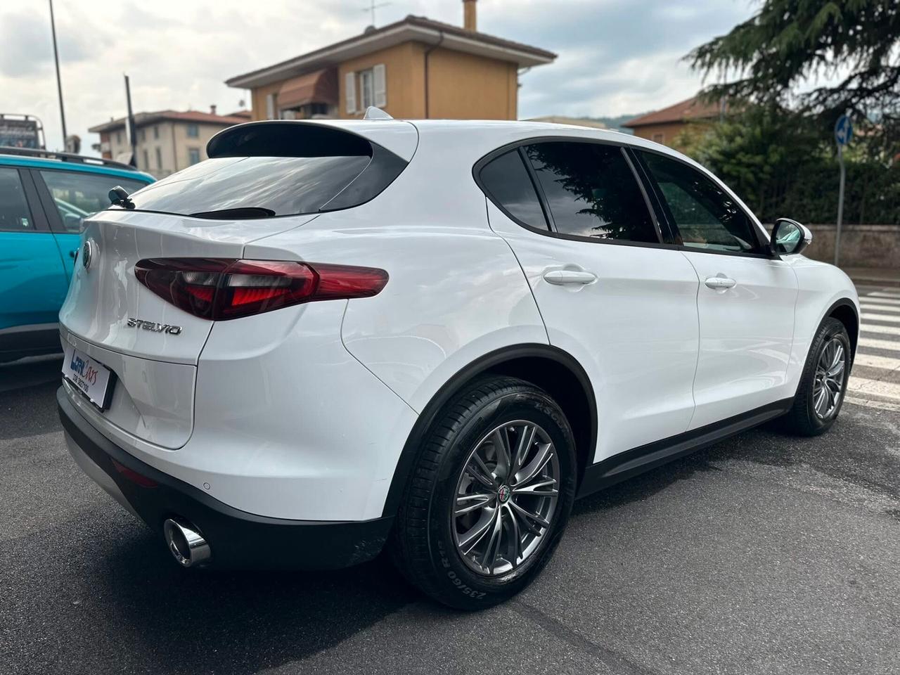 Alfa Romeo Stelvio 2.2 Turbodiesel 210 CV AT8 Q4 Super