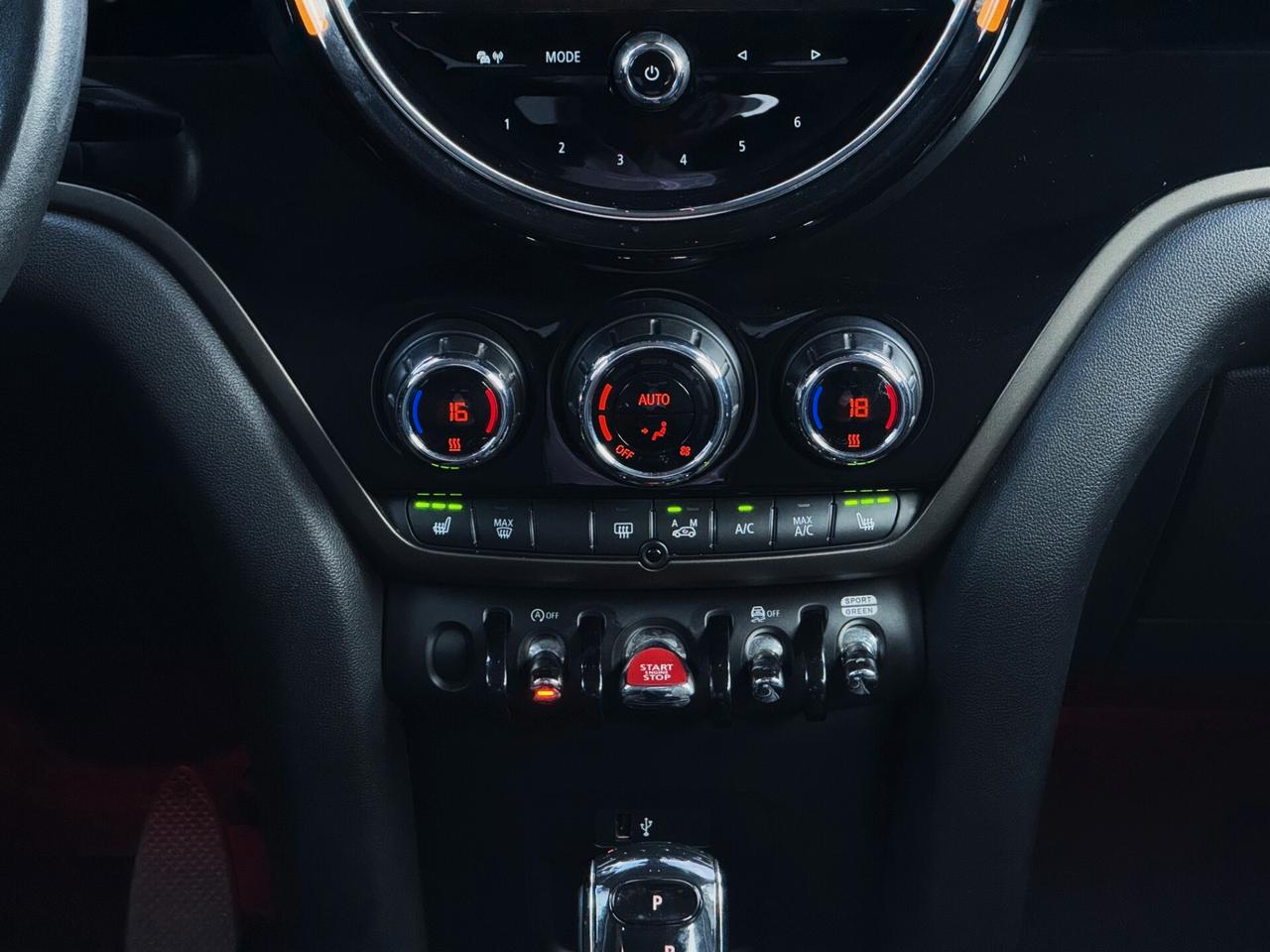 Mini Cooper D Countryman 2.0 D Classic 150CV LED CAM