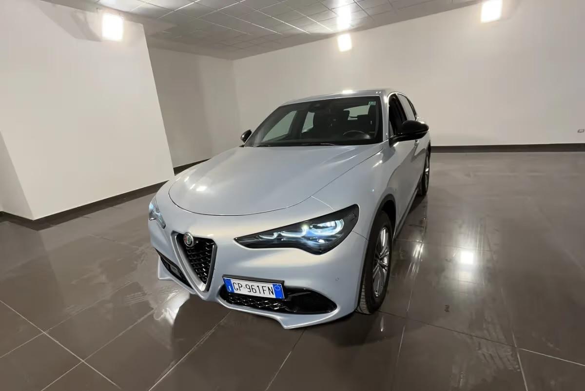 Alfa Romeo Stelvio 2.2 Turbodiesel 210 CV AT8 Q4 Competizione