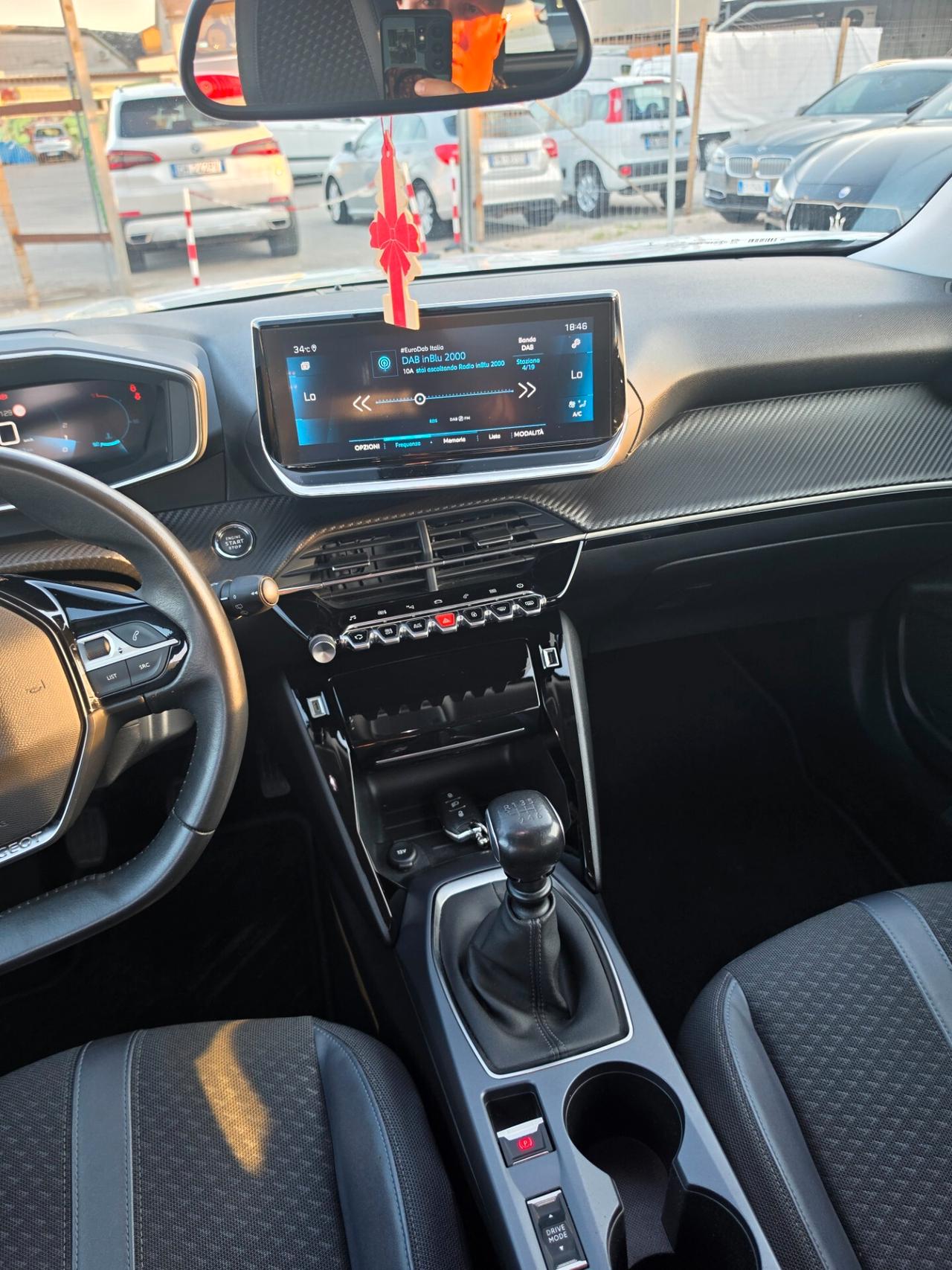 Peugeot 2008 PureTech Turbo 130 S&S Allure ok neopatentati