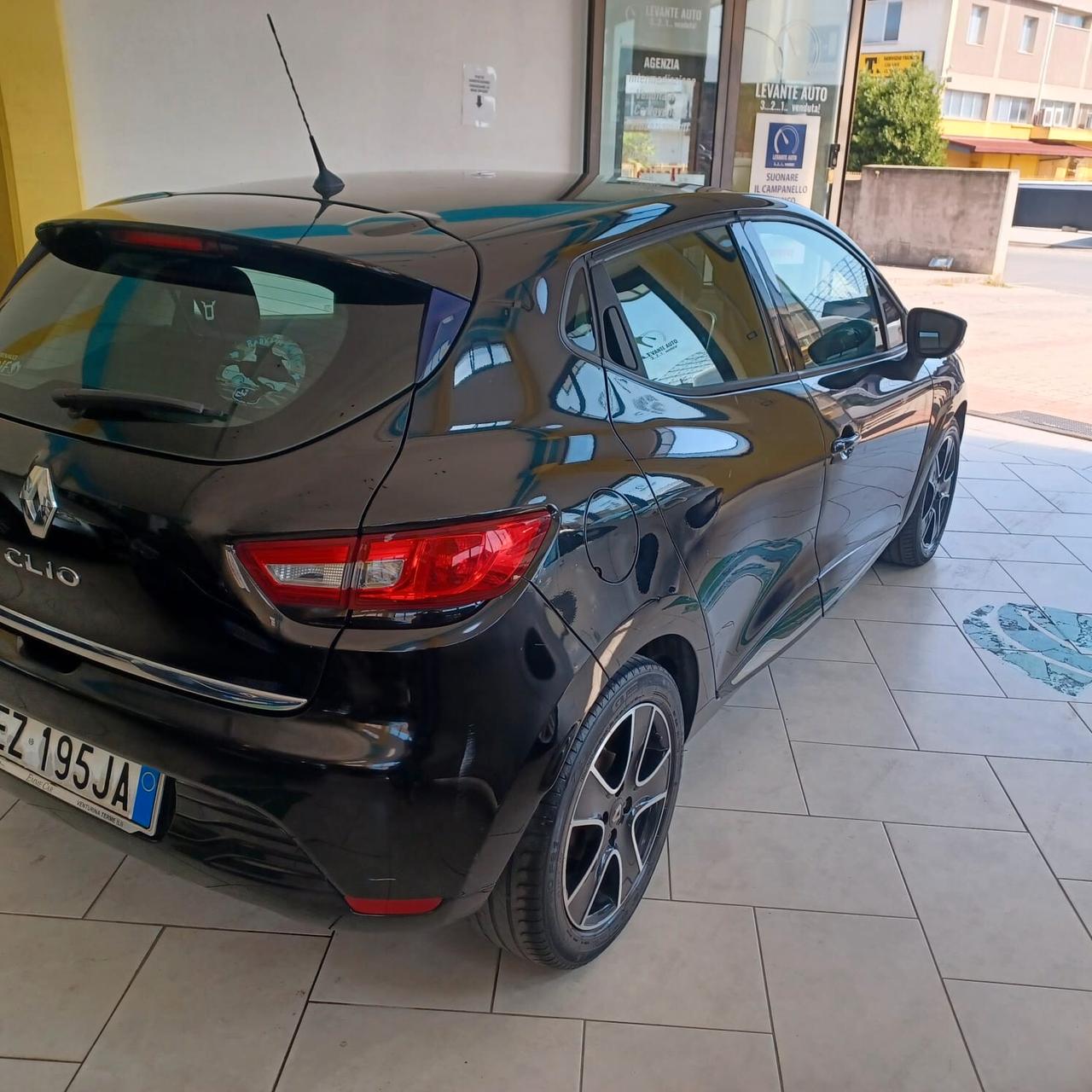 153688KM CLIO 1.2 PER NEOPATENTATI OTTIMO STATO