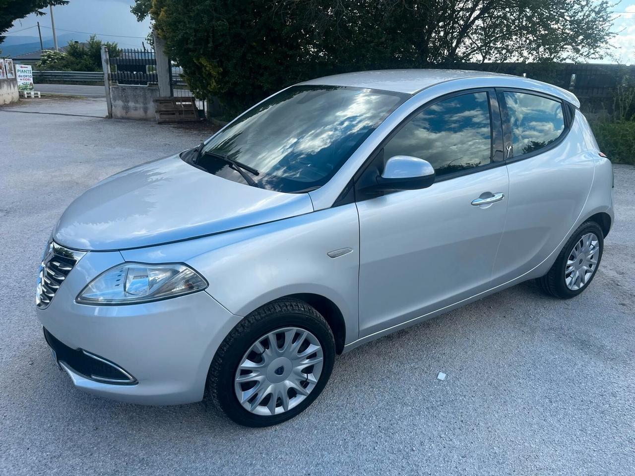 Lancia Ypsilon 1.3 MJT 16V 95 CV 5 porte S&S Platinum
